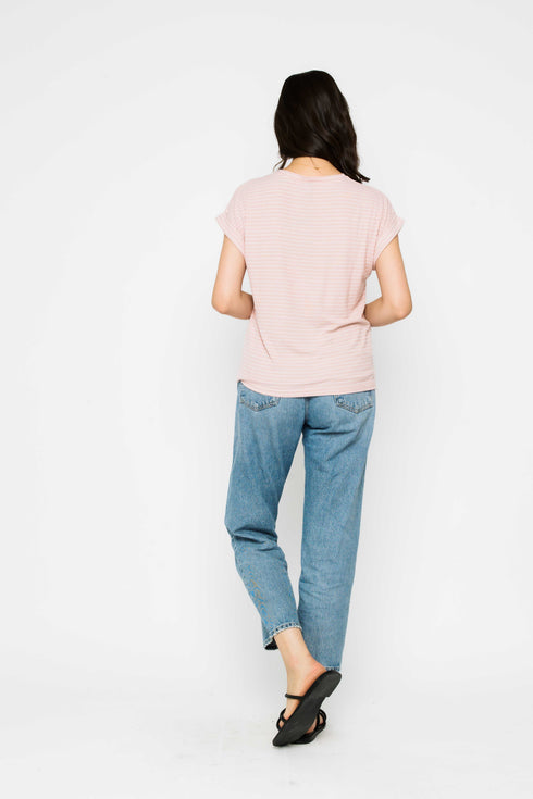 Daisy-Textured Rib Roll Cuff Tee